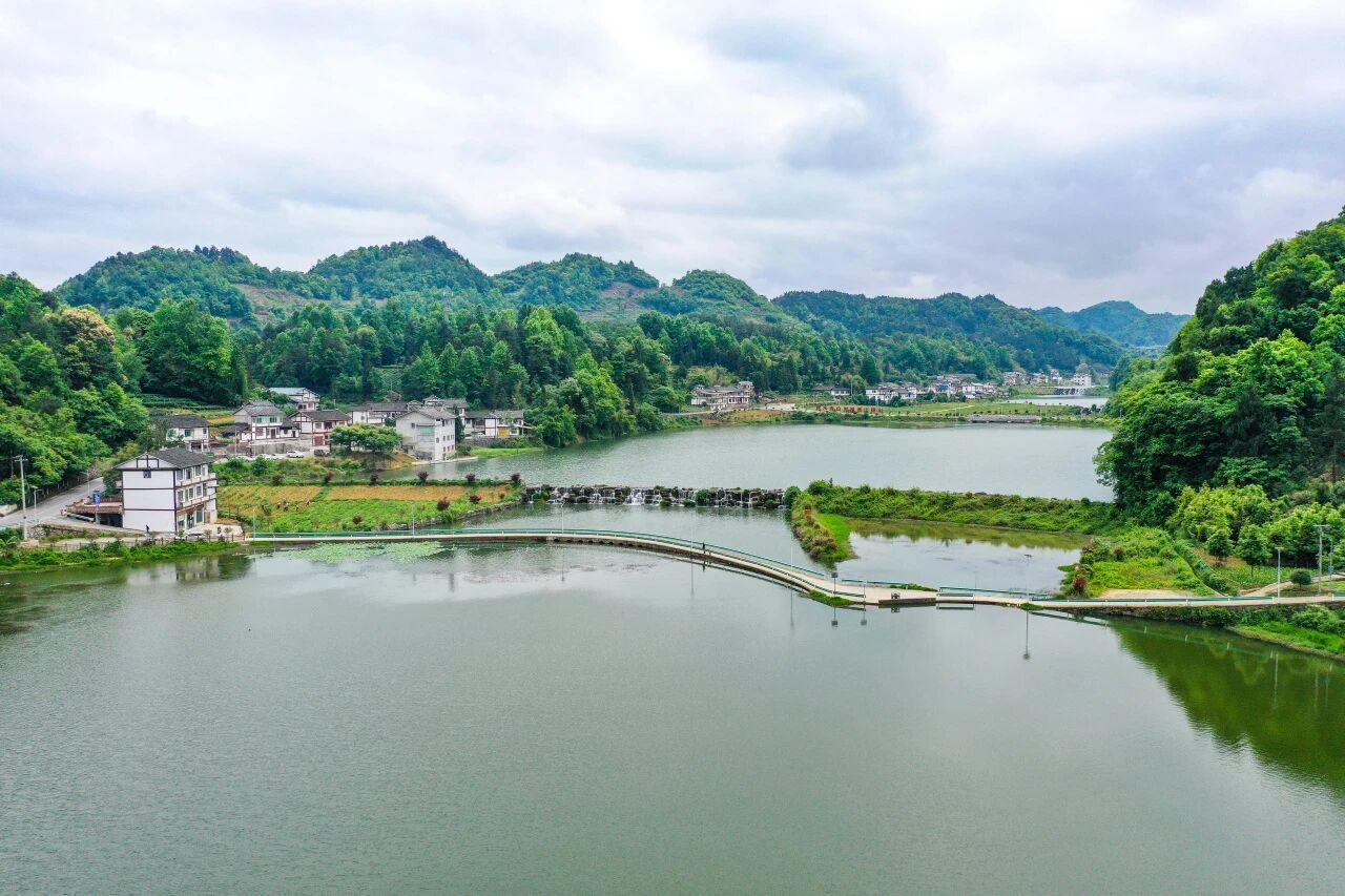 貴州省遵義市湄潭縣大溪溝生態(tài)清潔型小流域治理成效。潘希來(lái) 攝.jpg