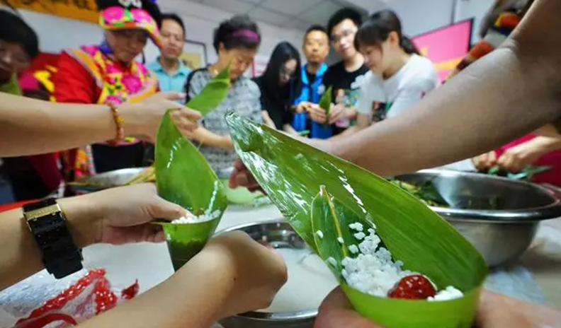 亞運(yùn)村民族園社區(qū)舉辦端午志愿服務(wù)分享活動(dòng)