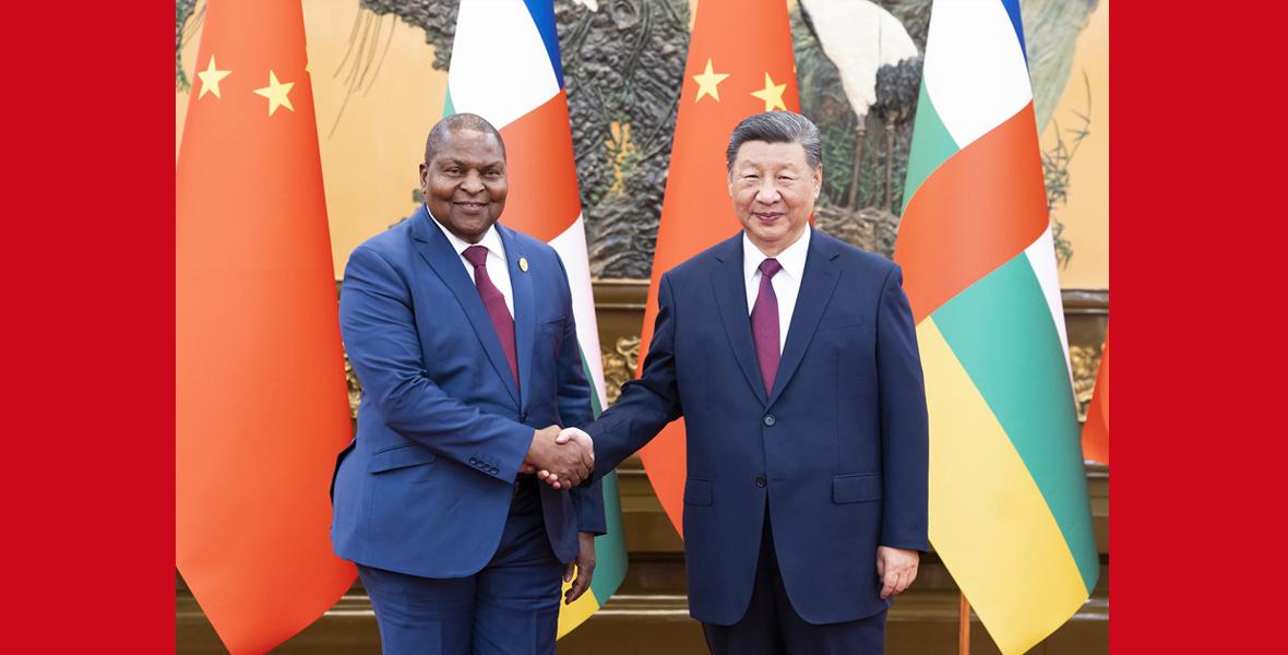 習(xí)近平會(huì)見(jiàn)中非總統(tǒng)圖瓦德拉